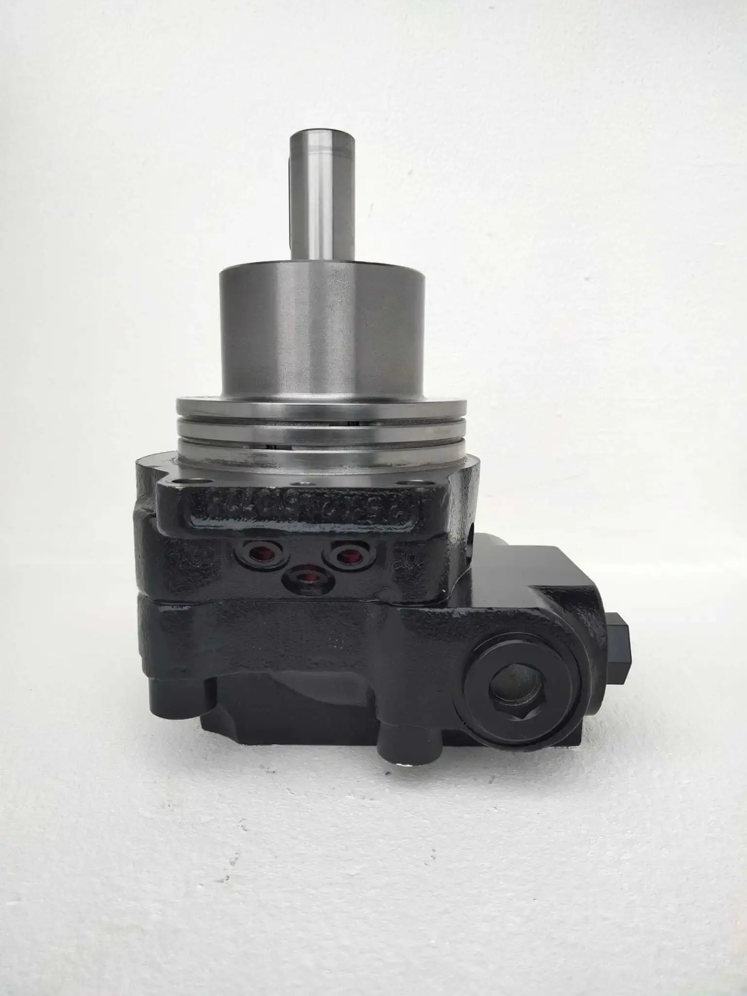 'Bild zu SMOQXM42020LNE-01'